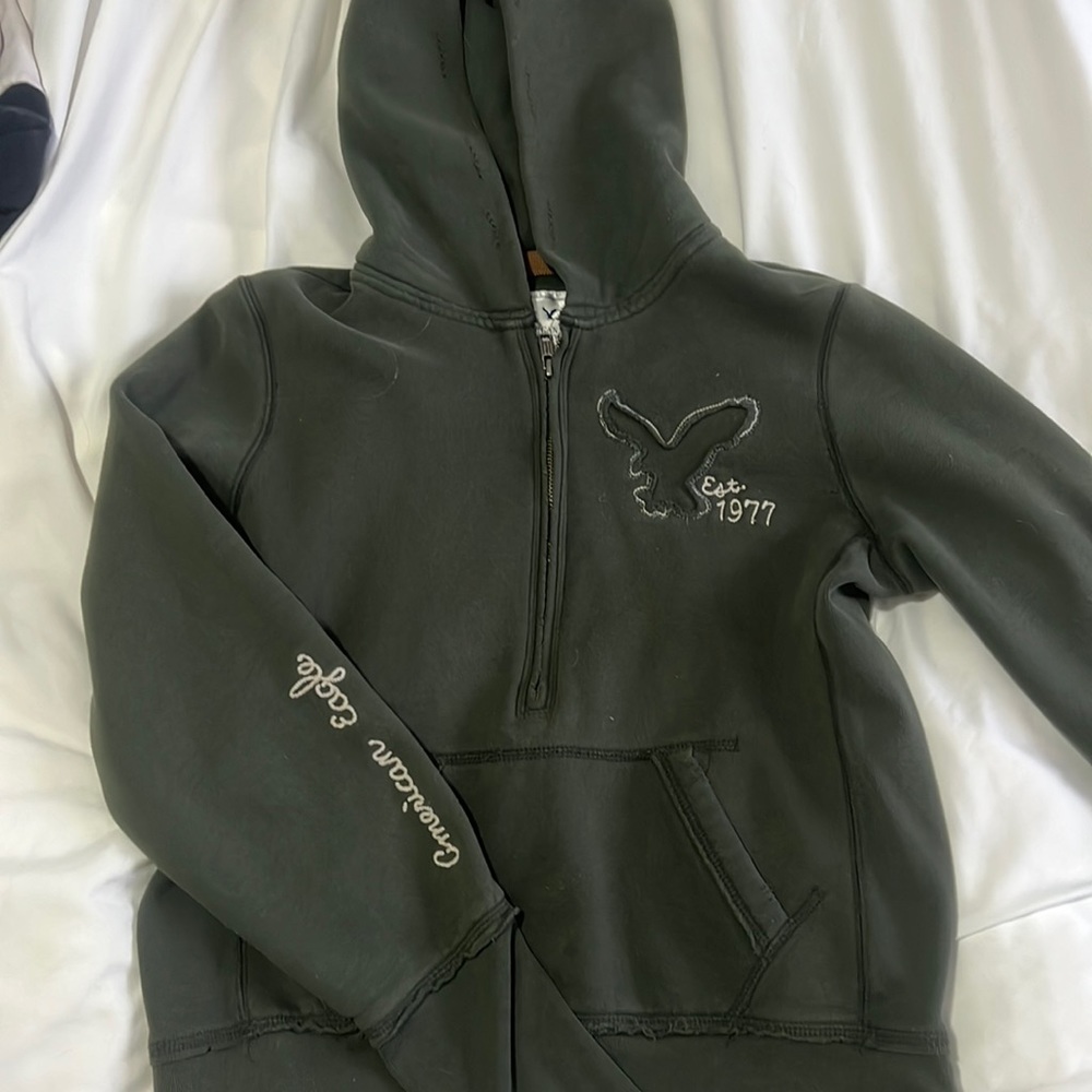 American Eagle half zip up sweatshirt